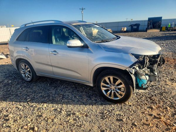 2013 KIA SORENTO SX