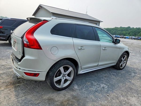 2013 VOLVO XC60