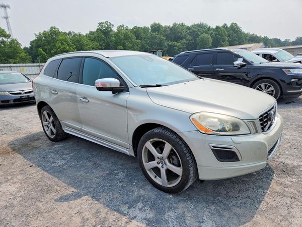 2013 VOLVO XC60