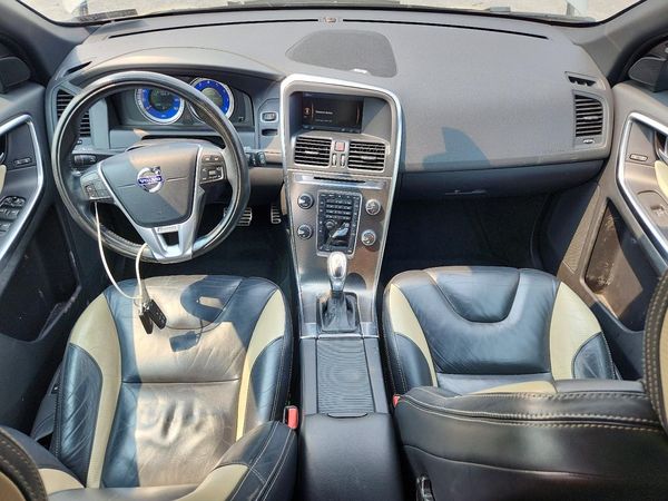 2013 VOLVO XC60