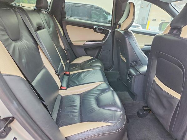 2013 VOLVO XC60