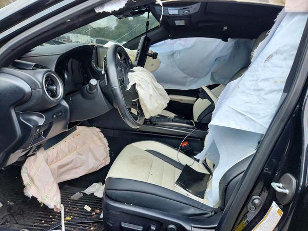 2022 LEXUS IS 350 F Sport — DENT