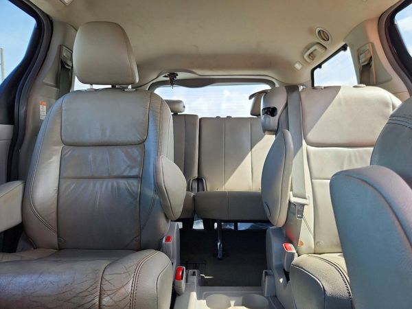 2016 TOYOTA SIENNA