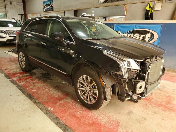 2018 CADILLAC XT5 Luxury