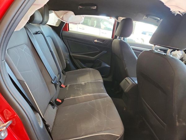 2025 VOLKSWAGEN JETTA