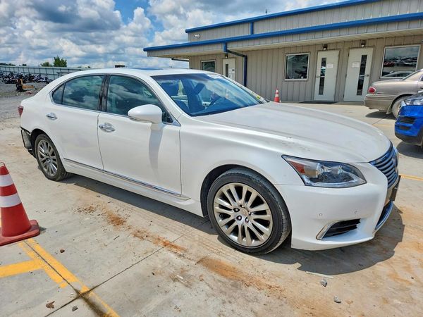 2013 LEXUS LS