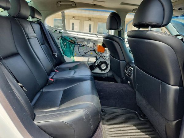 2013 LEXUS LS