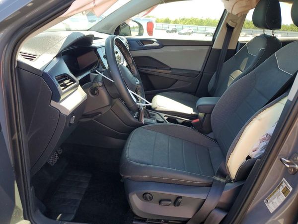 2024 VOLKSWAGEN TAOS 4Motion SE