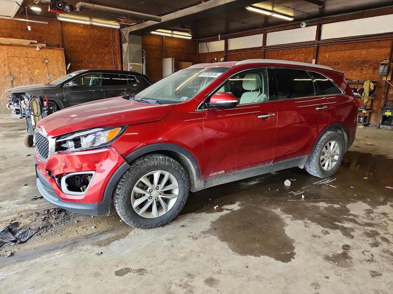 2016 KIA SORENTO L / LX