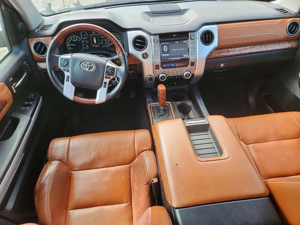 2019 TOYOTA TUNDRA