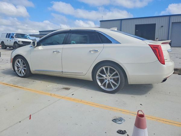 2015 CADILLAC XTS Premium Vsport