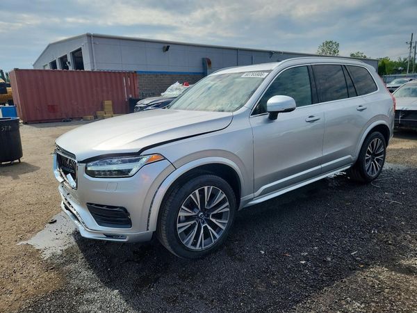 2022 VOLVO XC90