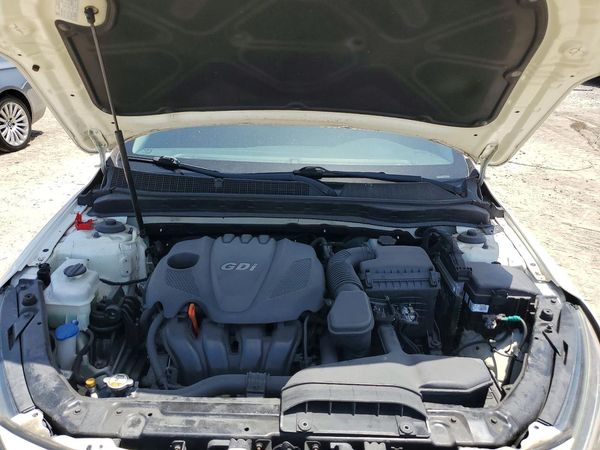 2015 KIA OPTIMA GL - Middle-low