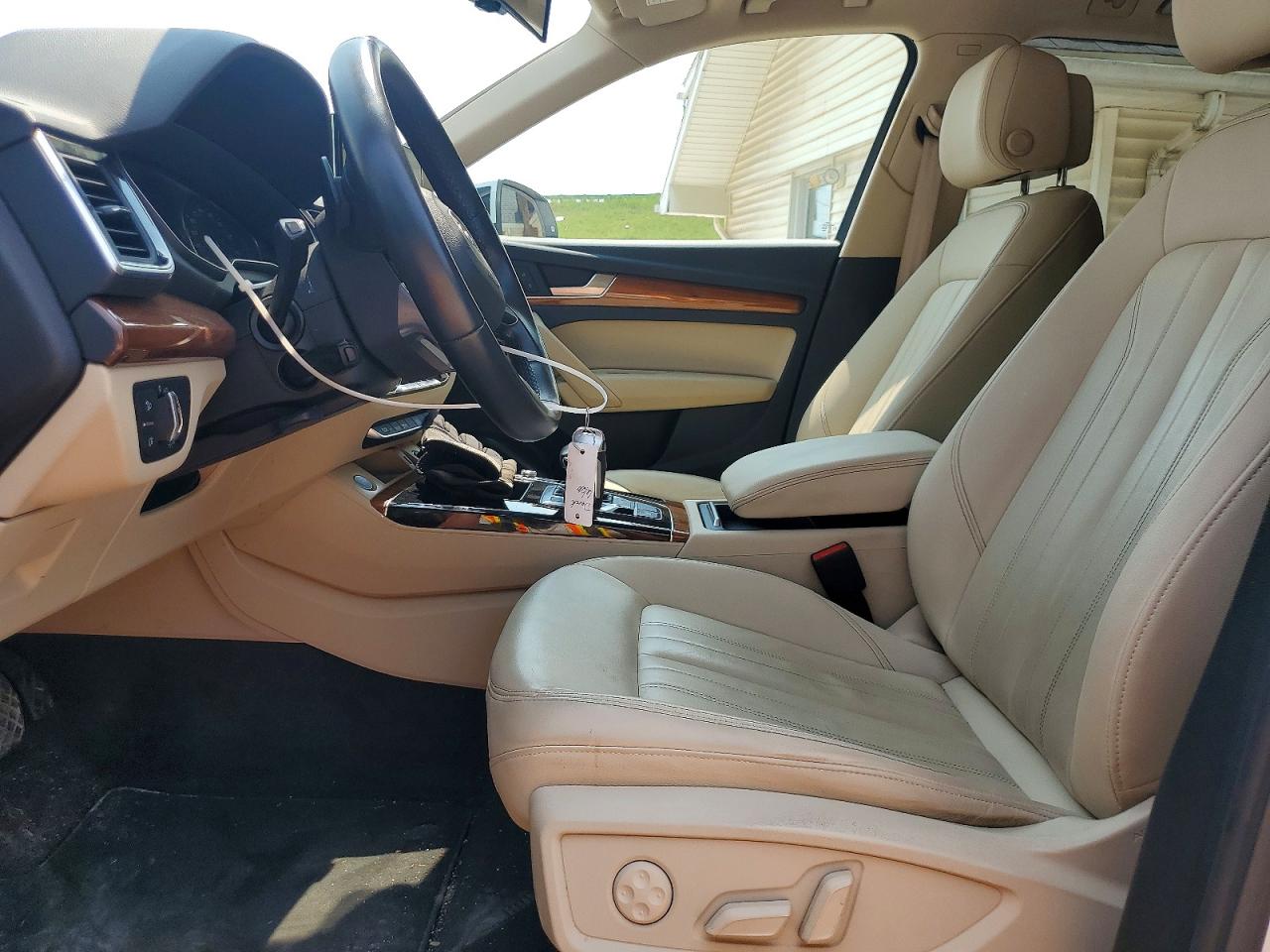 2021 AUDI Q5 quattro Premium