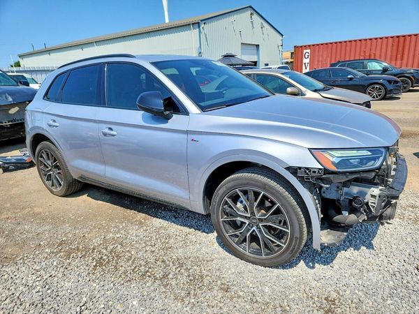 2022 AUDI Q5