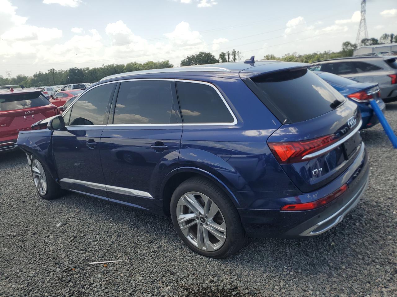 2022 AUDI Q7 quattro Premium Plus