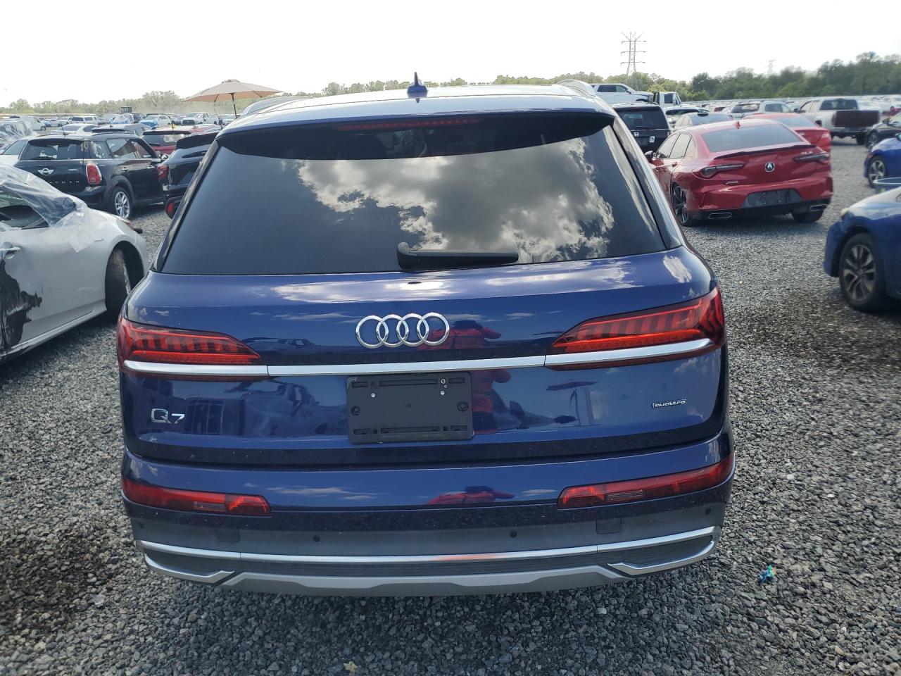 2022 AUDI Q7 quattro Premium Plus