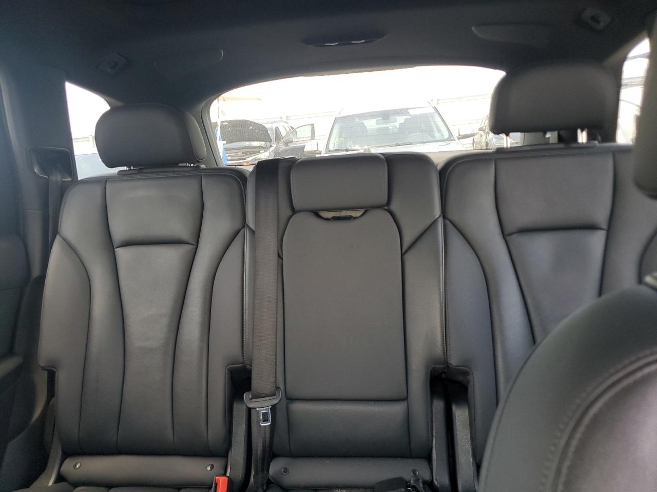 2022 AUDI Q7 quattro Premium Plus