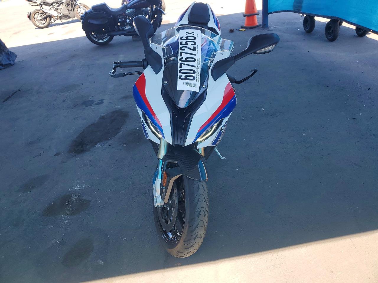 2022 BMW S 1000