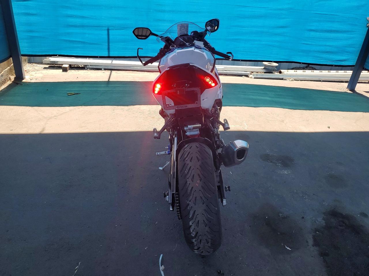 2022 BMW S 1000
