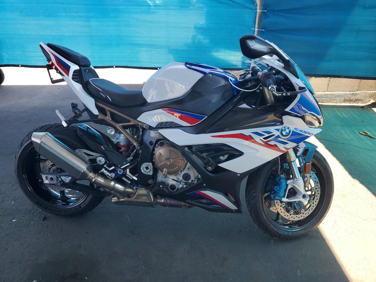 2022 BMW S 1000