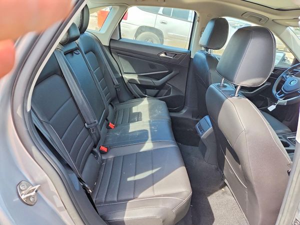2021 VOLKSWAGEN JETTA S / SE / R-Line