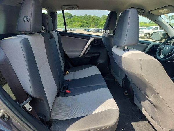 2015 TOYOTA RAV4 LE (X Grade)