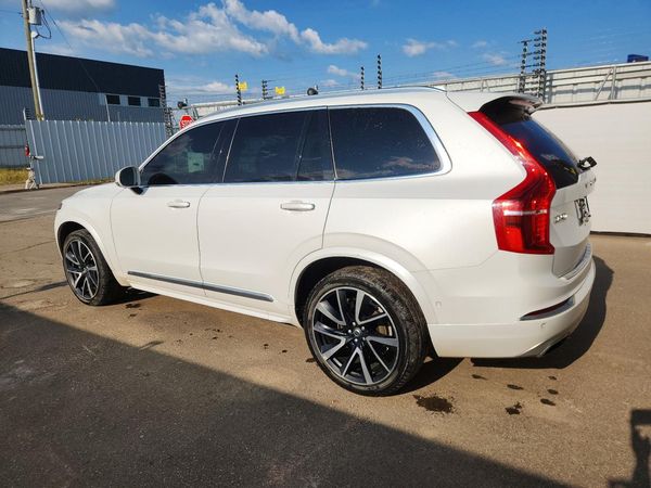 2018 VOLVO XC90 Inscription