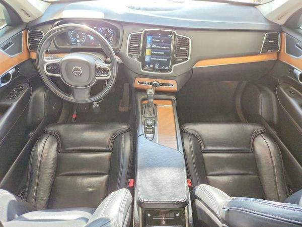 2018 VOLVO XC90 Inscription