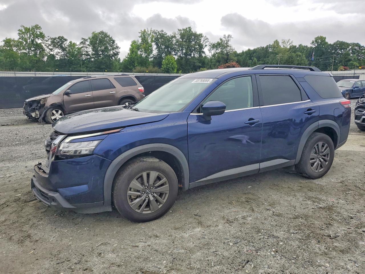 2022 NISSAN PATHFINDER SV