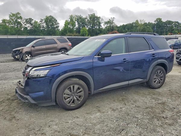 2022 NISSAN PATHFINDER SV