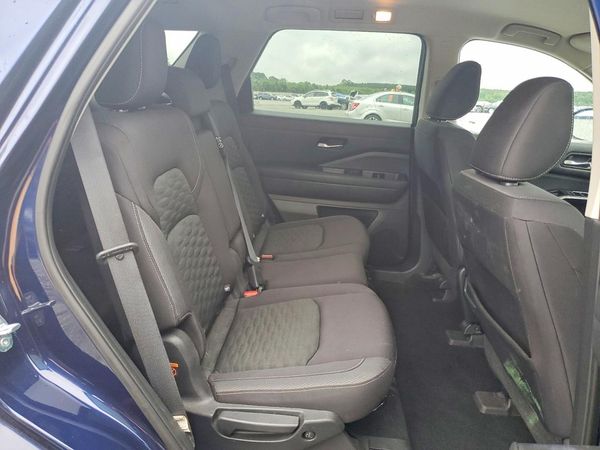 2022 NISSAN PATHFINDER SV