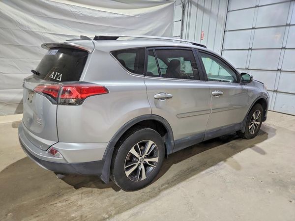 2018 TOYOTA RAV4 Adventure/XLE