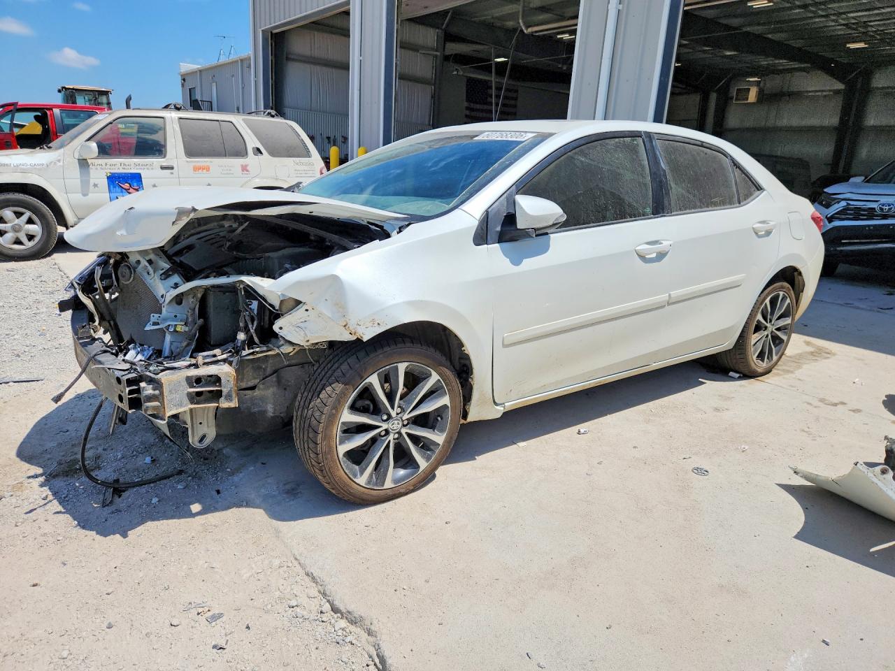 2017 TOYOTA COROLLA