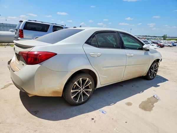 2017 TOYOTA COROLLA