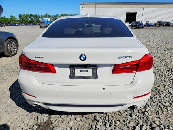 2020 BMW 530