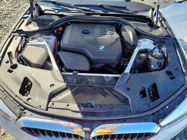 2020 BMW 530