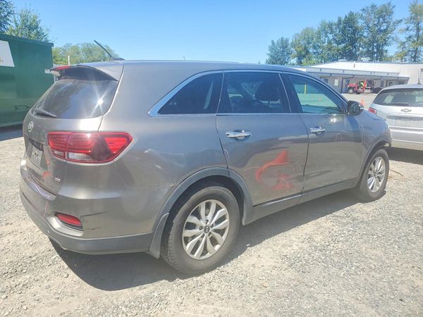 2019 KIA SORENTO L, LX, S