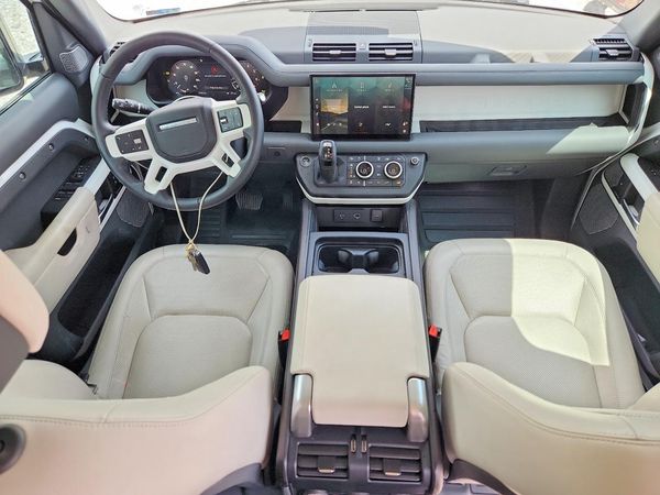 2023 LAND ROVER DEFENDER