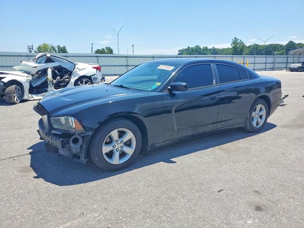 2014 DODGE CHARGER SE