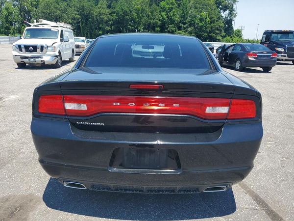 2014 DODGE CHARGER SE