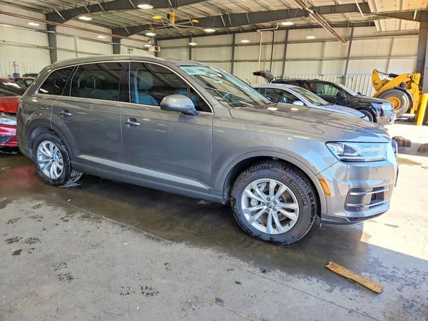 2017 AUDI Q7 quattro Premium Plus