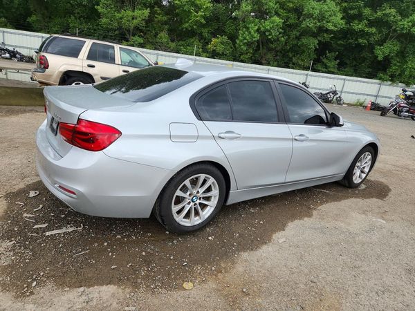 2018 BMW 320