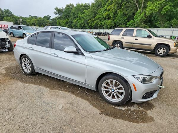 2018 BMW 320
