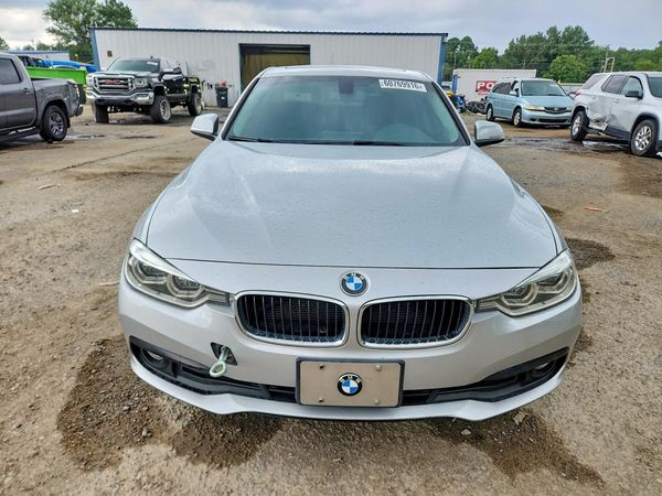 2018 BMW 320