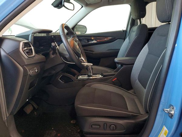 2024 CHEVROLET TRAILBLAZE LT — DENT