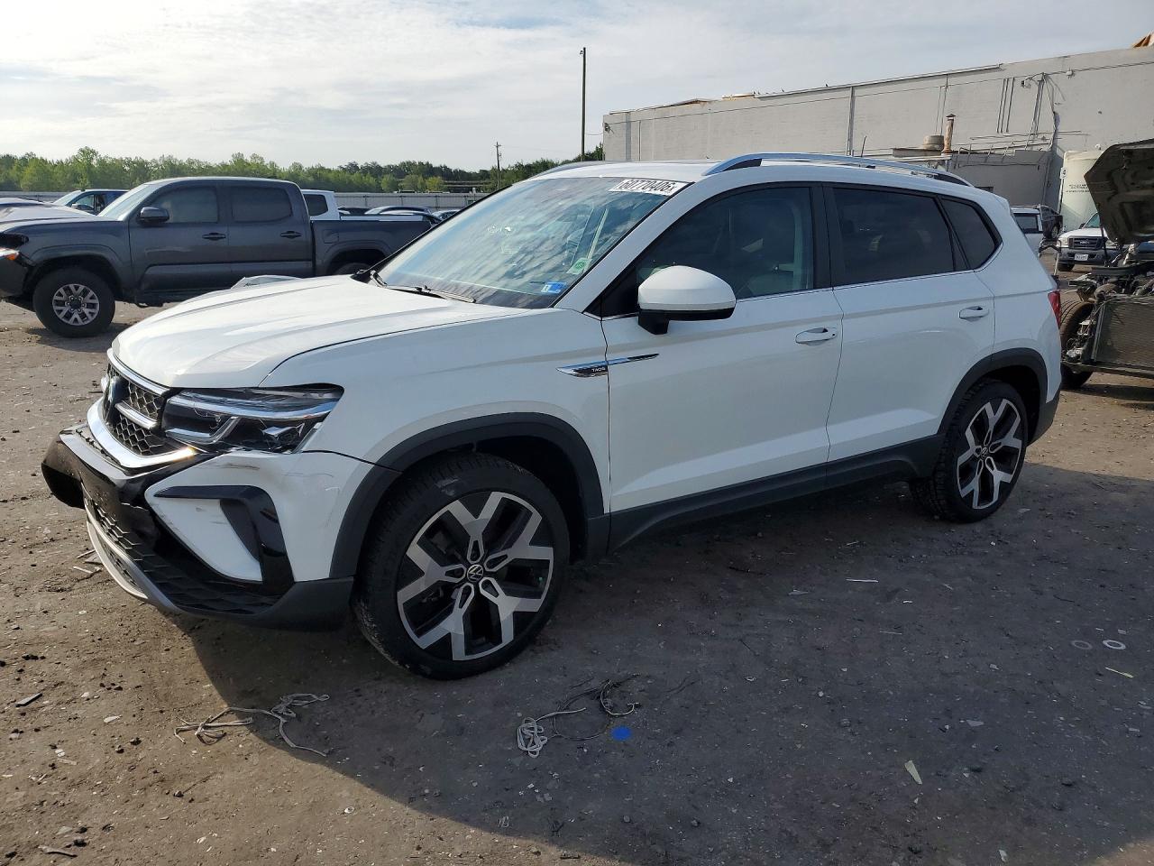 2022 VOLKSWAGEN TAOS 4Motion SEL