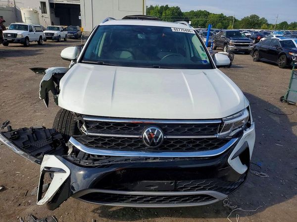 2022 VOLKSWAGEN TAOS 4Motion SEL