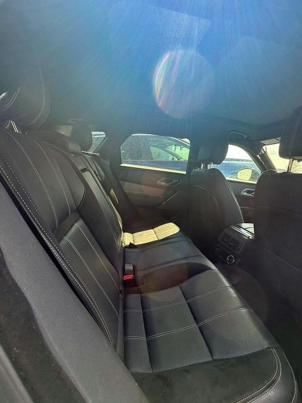 2019 LAND ROVER RANGE ROVER VELAR R-Dynamic SE