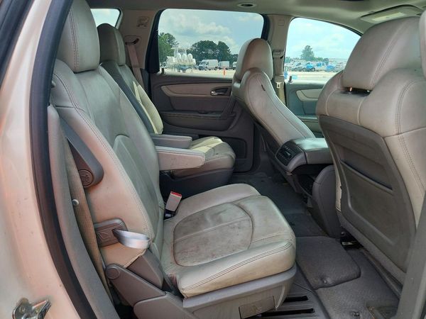 2015 CHEVROLET TRAVERSE 2LT